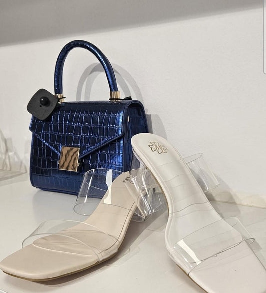 Tacones transparentes